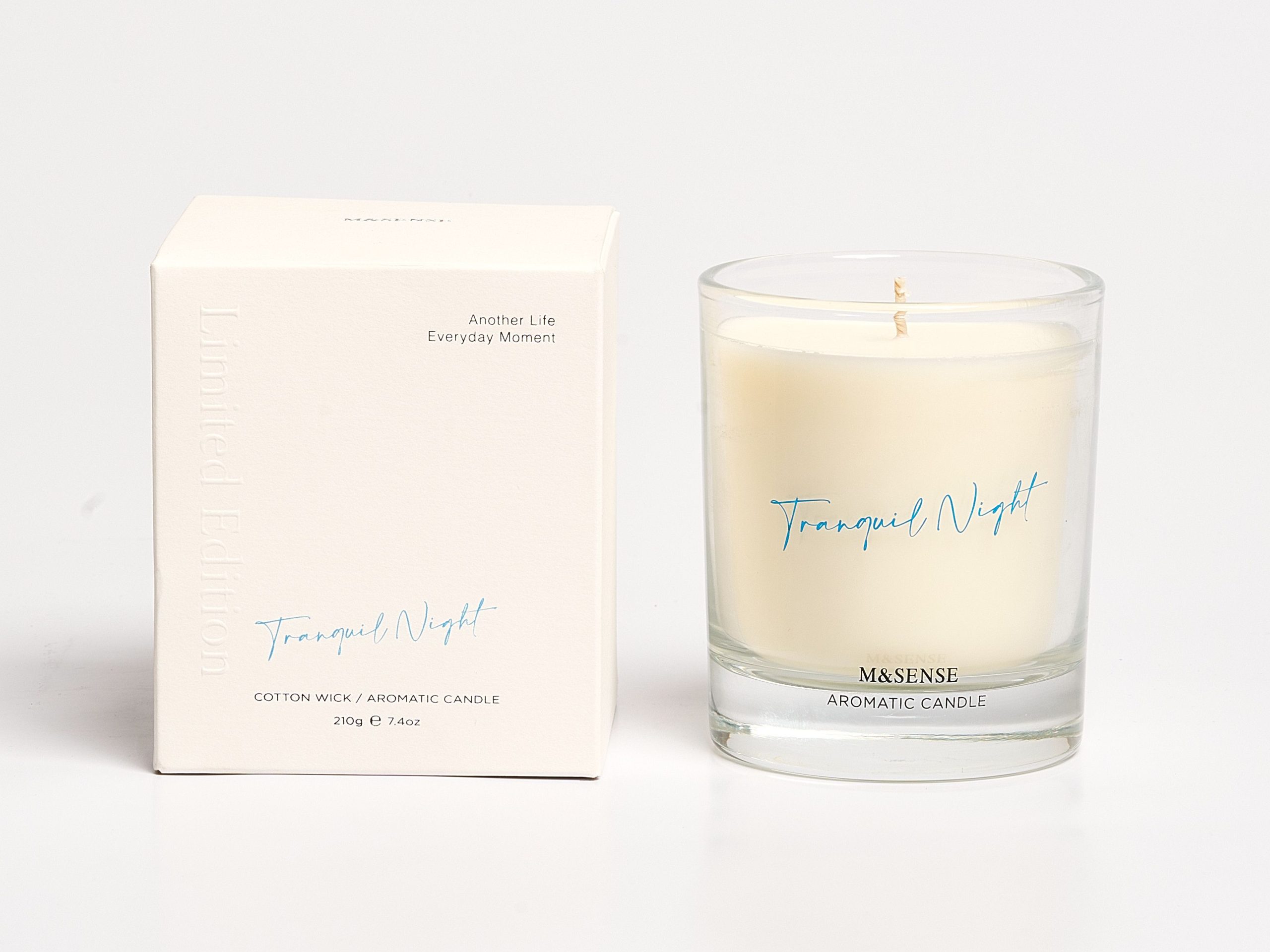 SIMPLE WHITE SCENTED CANDLE